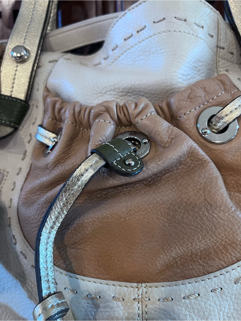 B Makowsky Lisbon Hobo Shoulder Bag Multicolor Leather Cream Tan Gold Slouchy - Picture 5 of 16